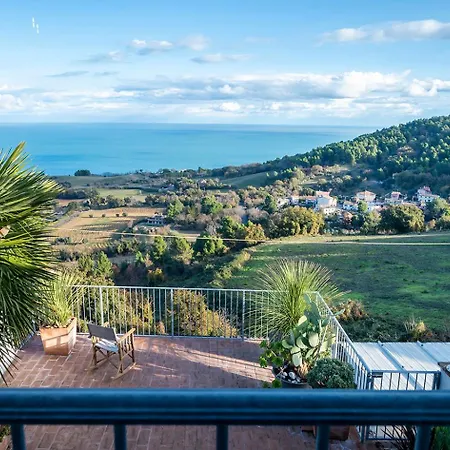 A26 - Poggio, Cielo-terra Con Vista Mare Mozzafiato Massignano